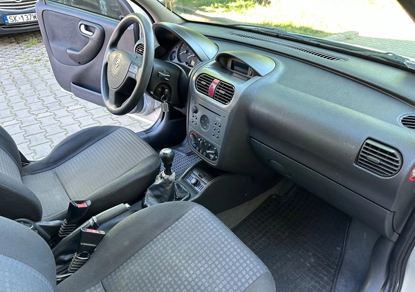 Opel Corsa cena 6000 przebieg: 178000, rok produkcji 2004 z Bytom małe 121